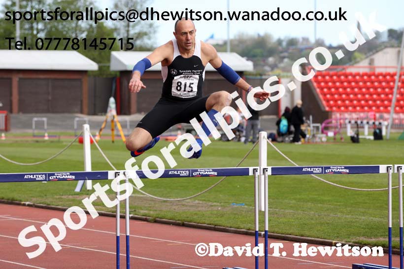 Senior mens 400 metres hurdles, North Eastern Track and Field Champs, Gateshead Stadium. Photo: David T. Hewitson/Sports for All Pics